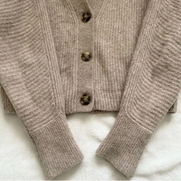 & Other Stories Wool Cardigan Small - Picture 5 of 8